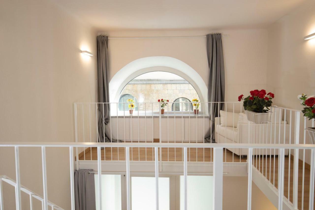 Center Loft Apartment ลาสเปเซีย ภายนอก รูปภาพ